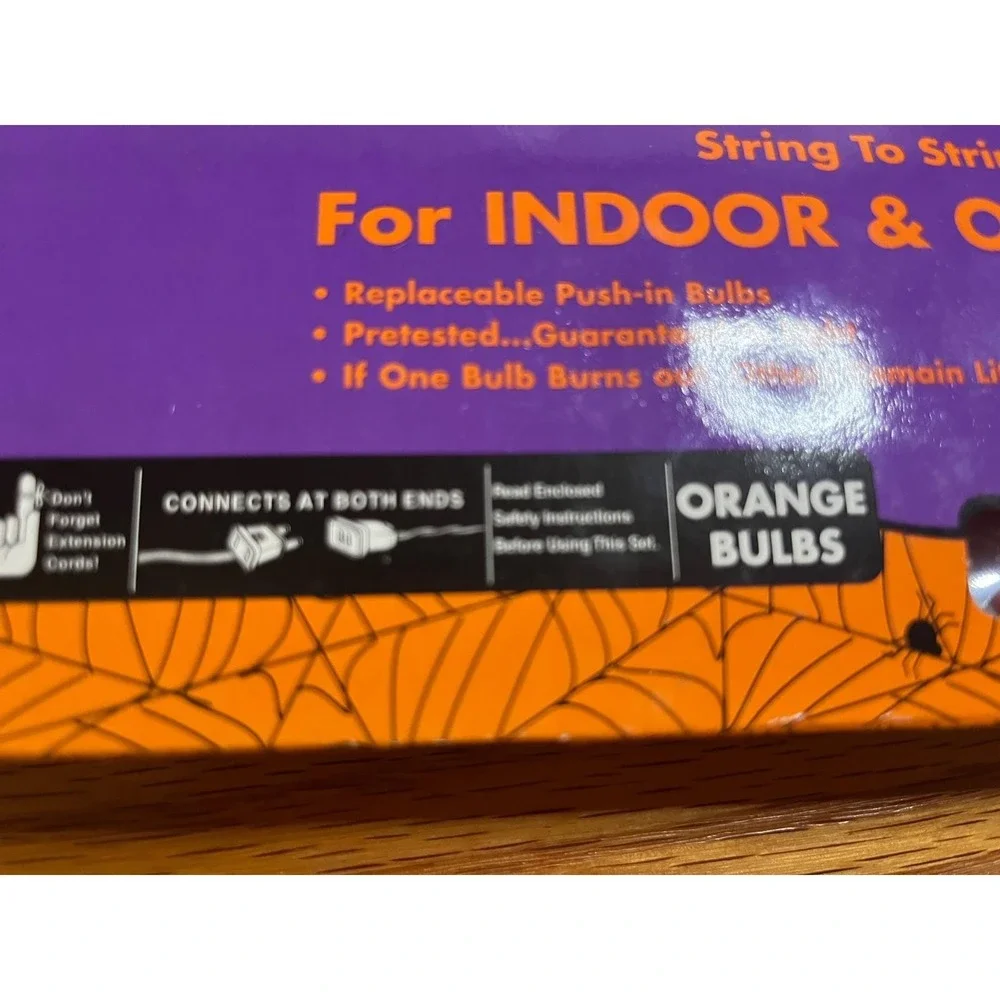 2004 Planet Halloween 50 Orange Lights String to String Indoor Outdoor